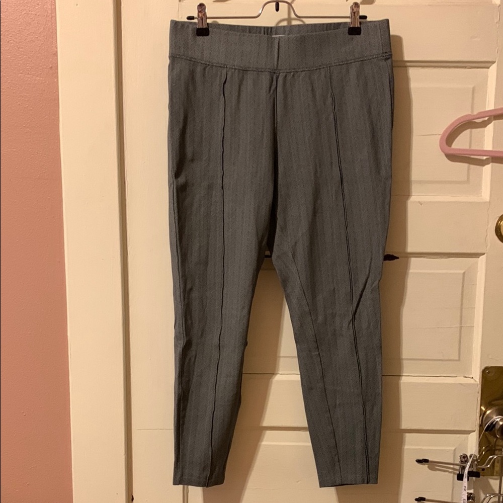 Old Navy Black and Gray Leggings with Elastic Waistband